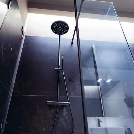 Virginia Madre Luxury