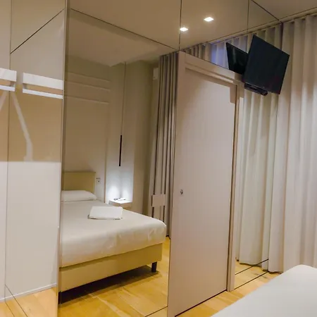 Virginia Madre - Boutique Guest House Konukevi San Benedetto del Tronto