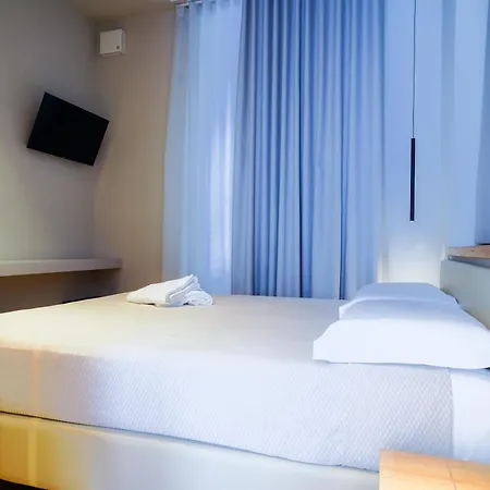Virginia Madre - Boutique Guest House San Benedetto del Tronto