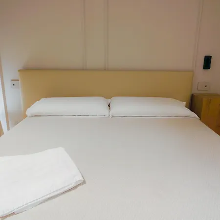 Virginia Madre - Boutique Guest House Konukevi San Benedetto del Tronto