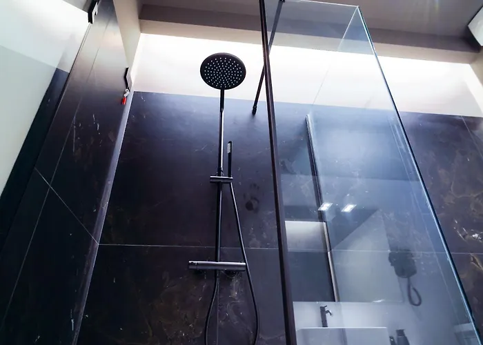 Virginia Madre Luxury - Boutique